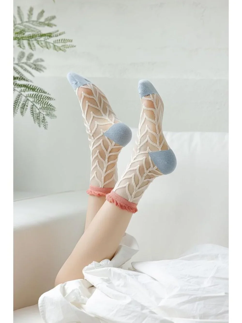 Sheer Flower Ankle Socks for Women - Thin Mesh Lace, Summer Transparent Style